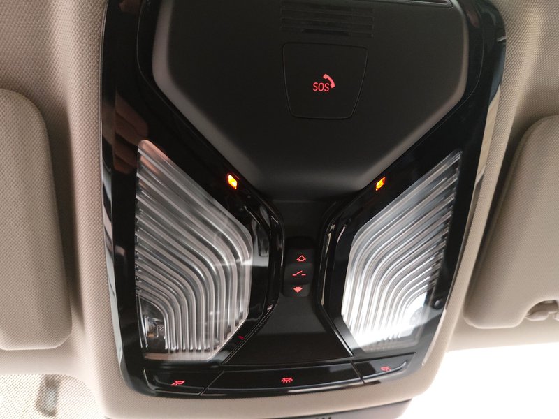 BMW 530e Touring automatik • ACC • električna vrata prtljažnika — 13
