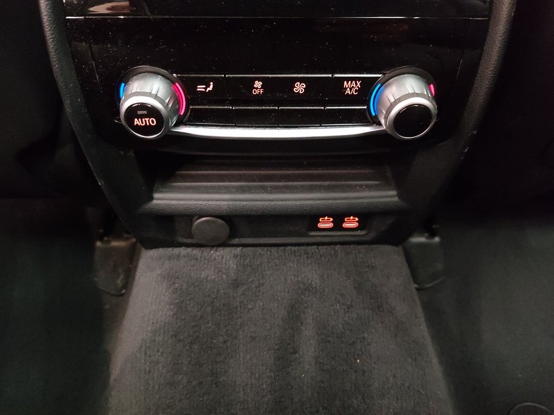 BMW 530e Touring automatik • ACC • električna vrata prtljažnika — 17