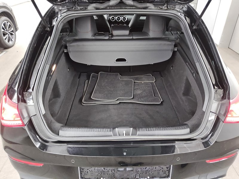 Mercedes-Benz CLA 220 d 4MATIC Shooting Brake automatik AMG Line • ACC • LED — 12