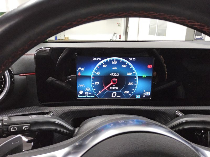 Mercedes-Benz CLA 220 d 4MATIC Shooting Brake automatik AMG Line • ACC • LED — 8