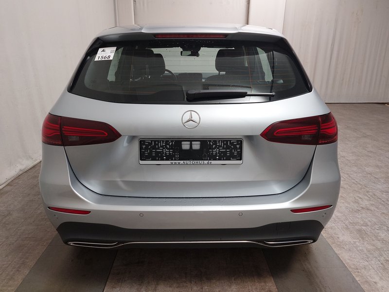 Mercedes-Benz B 200 d Progressive automatik • el. vrata prtljažnika • LED — 14