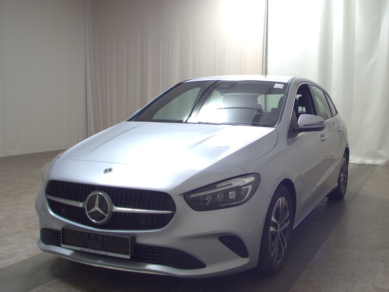Mercedes-Benz B 200 d Progressive automatik • el. vrata prtljažnika • LED — 2