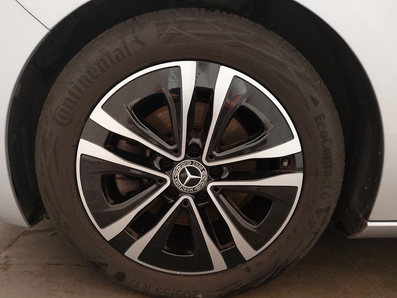 Mercedes-Benz B 200 d Progressive automatik • el. vrata prtljažnika • LED — 8