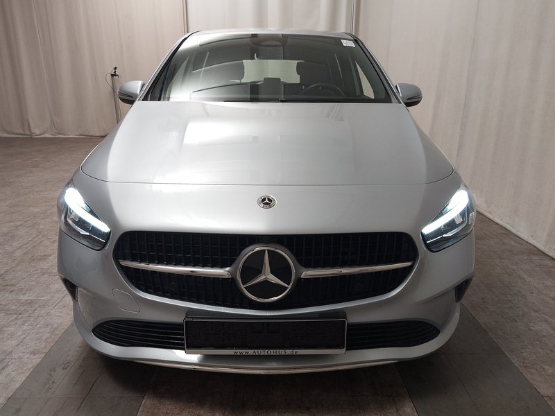 Mercedes-Benz B 200 d Progressive automatik • el. vrata prtljažnika • LED — 9