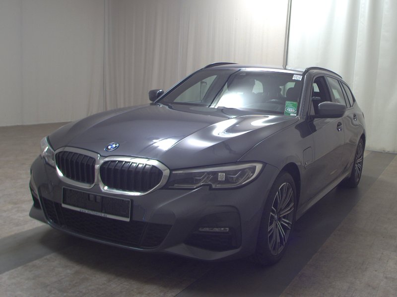 BMW 330e Touring automatik M Sport • HUD • Laser LED — 2