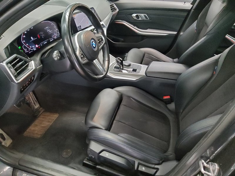BMW 330e Touring automatik M Sport • HUD • Laser LED — 9