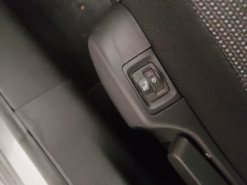 Citroën C3 1.2 PureTech Feel • Full LED • Podgrijavanje sjedala — 16