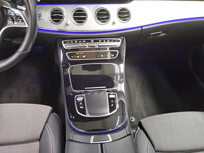 Mercedes-Benz E 300 e karavan automatik Avantgarde • panorama • ACC — 6