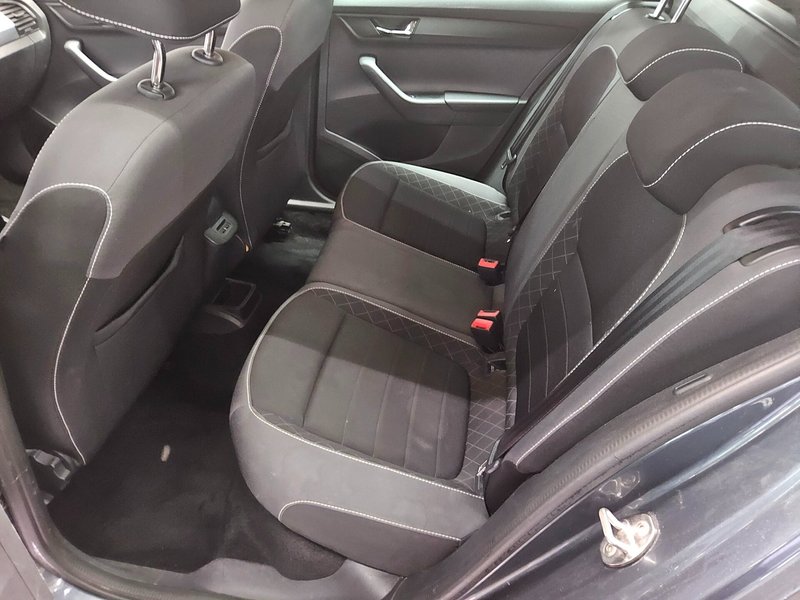 Škoda Fabia Kombi 1.0 TSI Ambition — 13