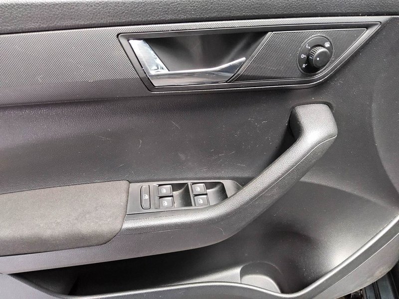 Škoda Fabia Kombi 1.0 TSI Ambition — 9