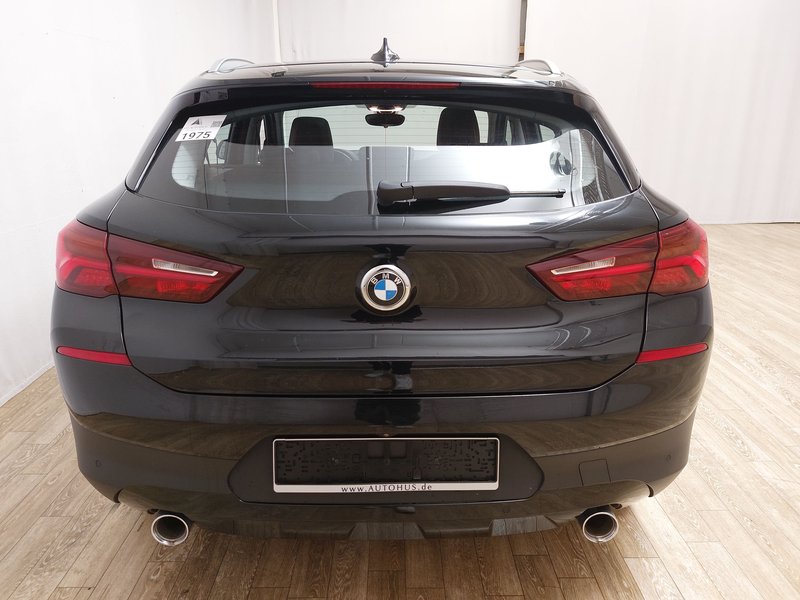 BMW X2 xDrive20d automatik Advantage • ACC • el. peta vrata — 14