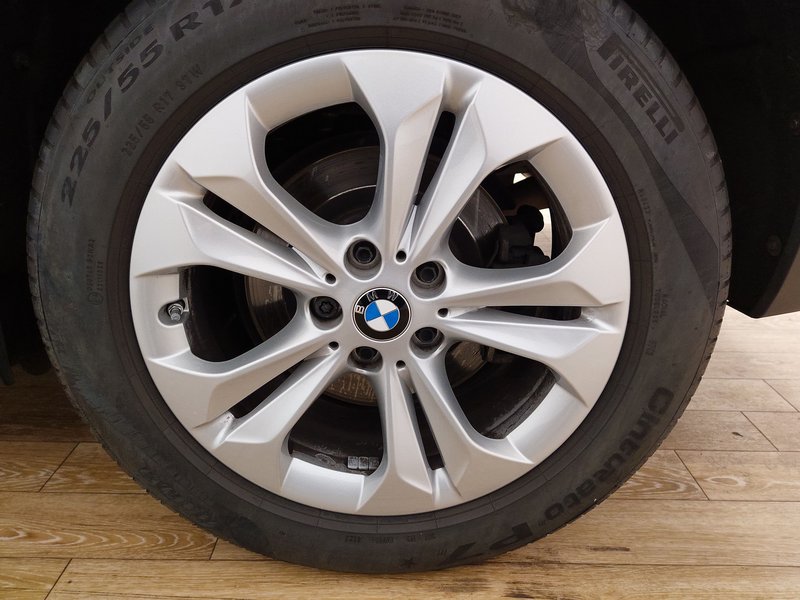 BMW X2 xDrive20d automatik Advantage • ACC • el. peta vrata — 8