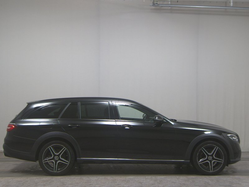 Mercedes-Benz E 220 d 4MATIC karavan automatik • ACC • AHK