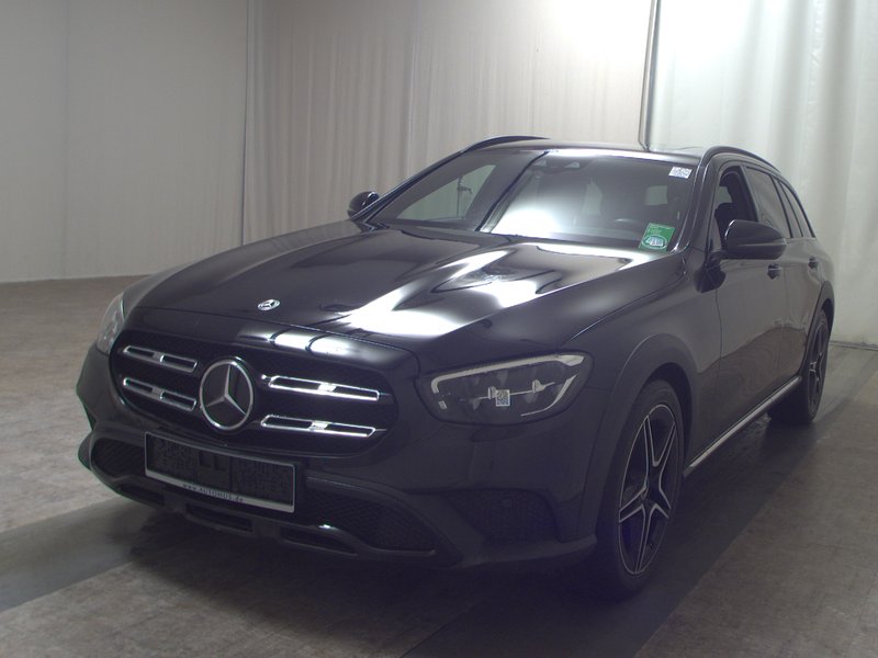 Mercedes-Benz E 220 d 4MATIC karavan automatik • ACC • AHK — 2