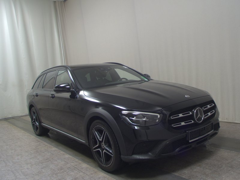 Mercedes-Benz E 220 d 4MATIC karavan automatik • ACC • AHK — 3