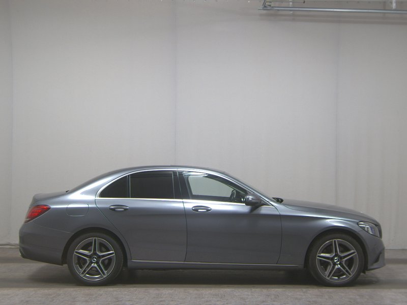Mercedes-Benz C 300 automatik Avantgarde • panorama • 360° kamera