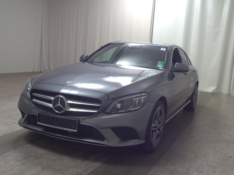 Mercedes-Benz C 300 automatik Avantgarde • panorama • 360° kamera — 2