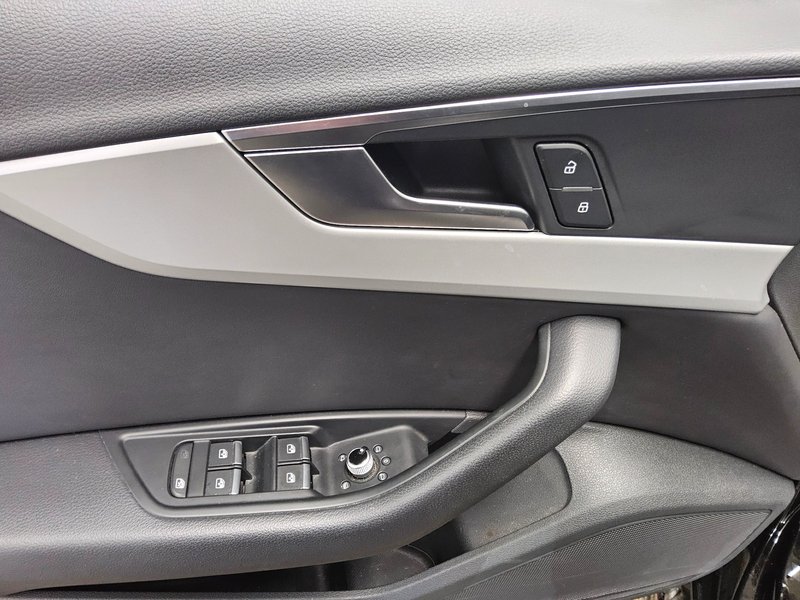 Audi A4 Avant 35 TDI automatik • koža • LED — 9