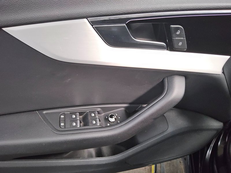 Audi A4 Avant 50 TDI quattro automatik S line • 360° kamera • ACC — 10