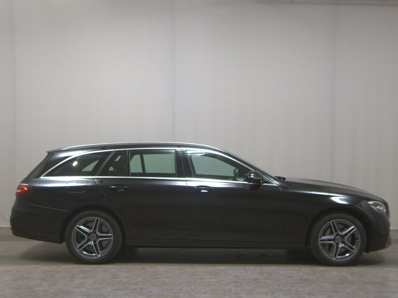 Mercedes-Benz E 300 de 4MATIC karavan automatik AMG Line • ACC • zračno ogibanje