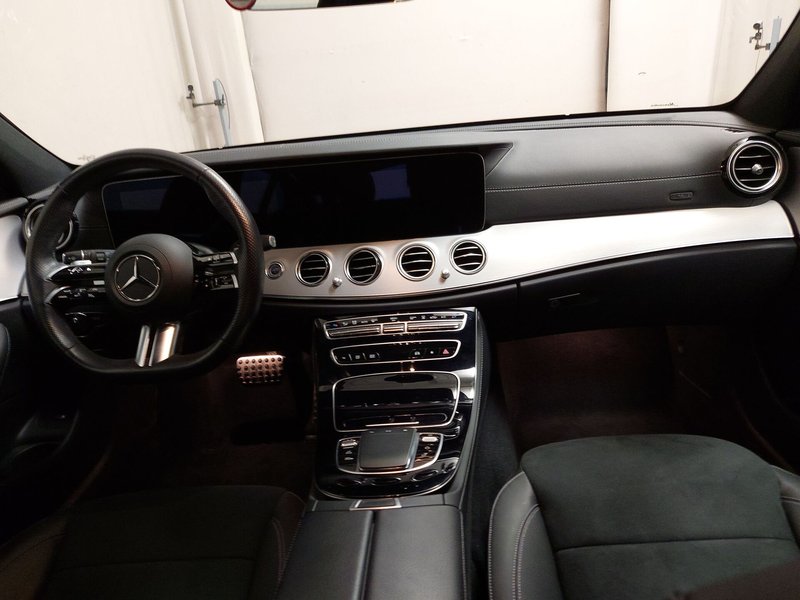 Mercedes-Benz E 300 de 4MATIC karavan automatik AMG Line • ACC • zračno ogibanje — 16