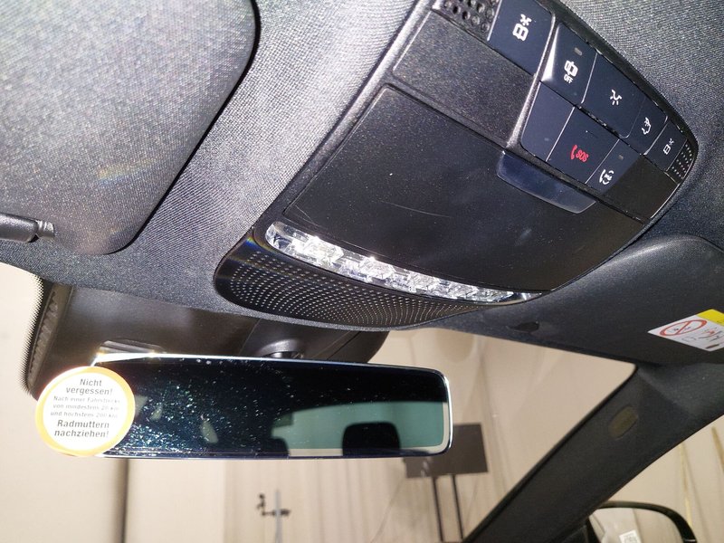 Mercedes-Benz E 300 de 4MATIC karavan automatik AMG Line • ACC • zračno ogibanje — 20