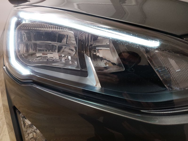 Ford Focus Turnier 1.5 EcoBlue automatik Titanium • bežično punjenje • Full LED — 15
