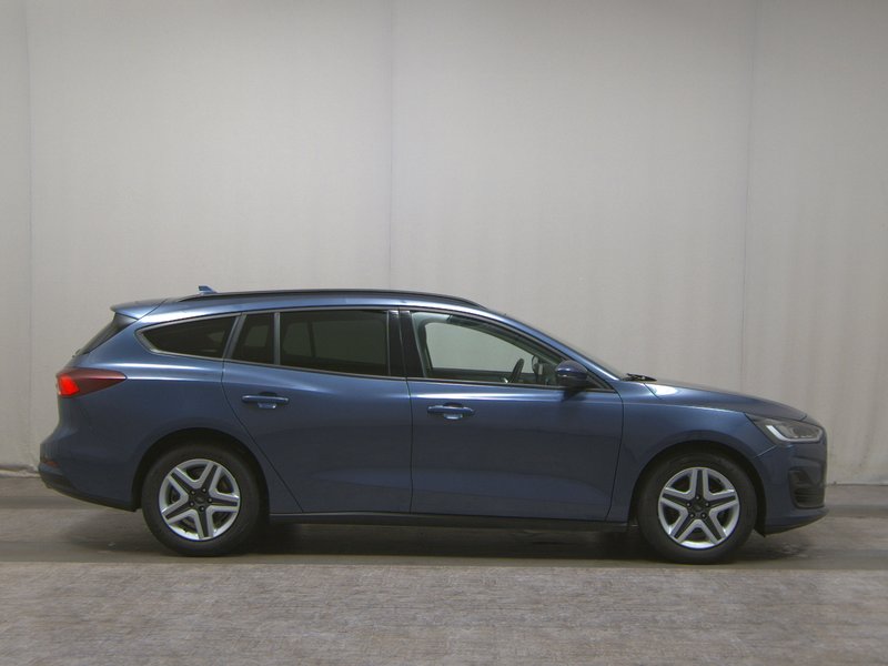 Ford Focus Turnier 1.5 EcoBlue automatik Cool&Connect • LED • navigacija