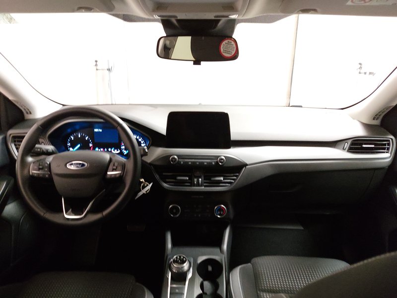 Ford Focus Turnier 1.5 EcoBlue automatik Cool&Connect • LED • navigacija — 16