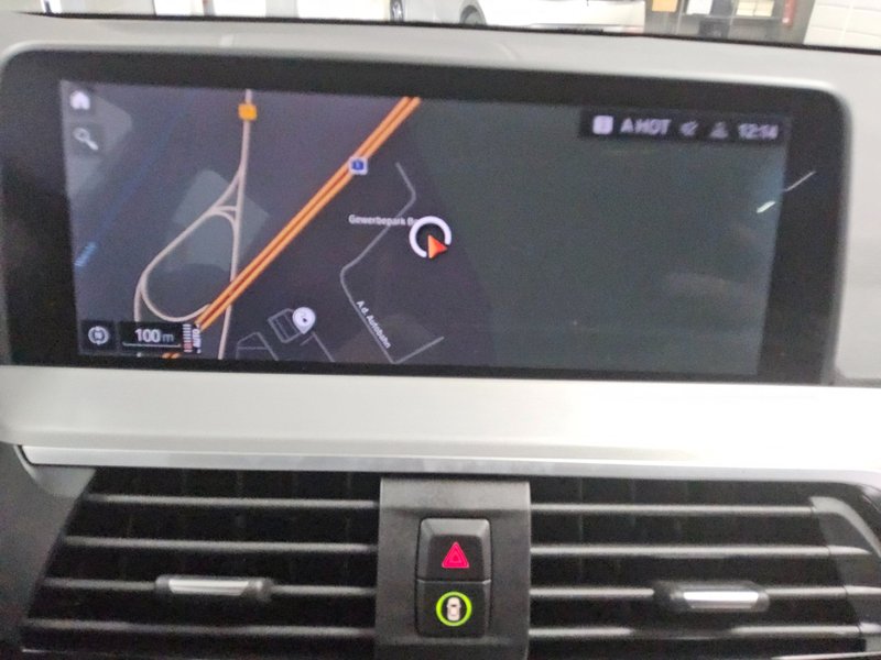 BMW X3 xDrive30e automatik Advantage • Full LED • digitalni instrumenti — 7