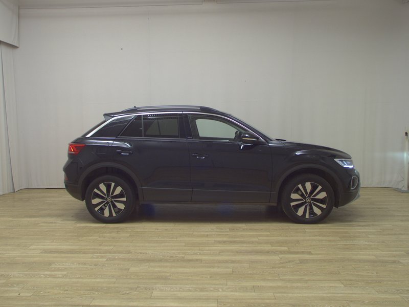 Volkswagen T-Roc 2.0 TDI automatik Move • ACC • Full LED