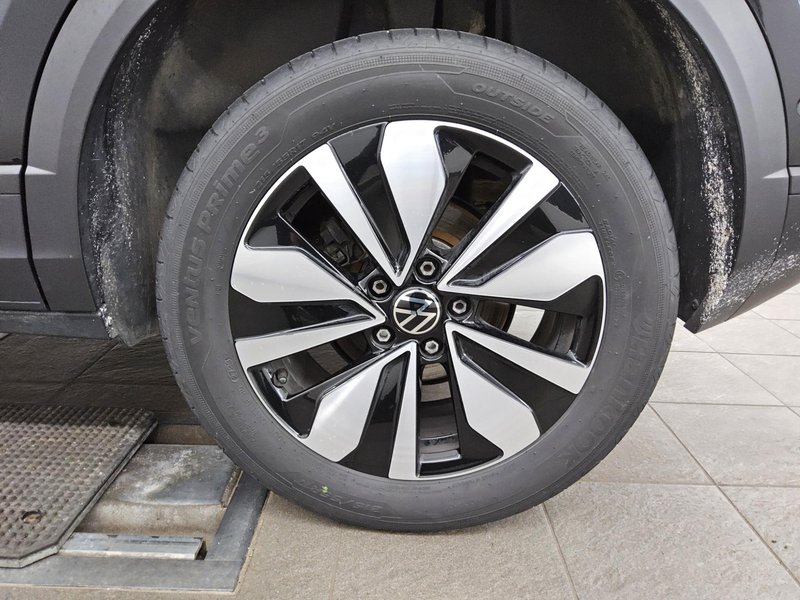 Volkswagen T-Roc 2.0 TDI automatik Move • ACC • Full LED — 11
