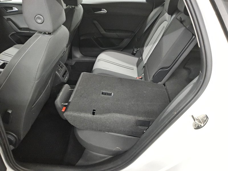 SEAT Leon ST 2.0 TDI automatik Style • Full LED • digitalni instrumenti — 13