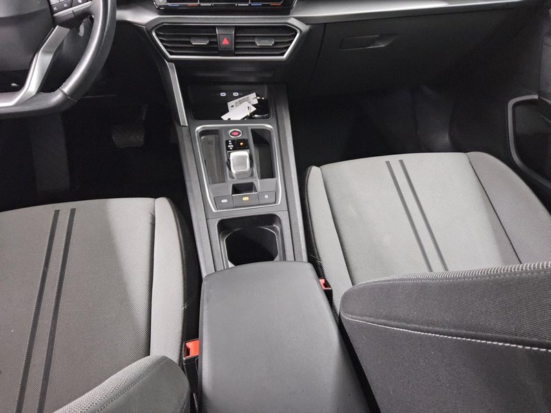 SEAT Leon ST 2.0 TDI automatik Style • Full LED • digitalni instrumenti — 6