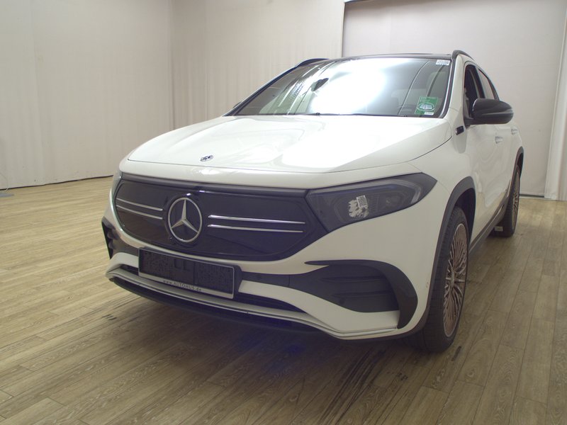 Mercedes-Benz EQA 250 Edition 1 AMG • panorama • koža — 2