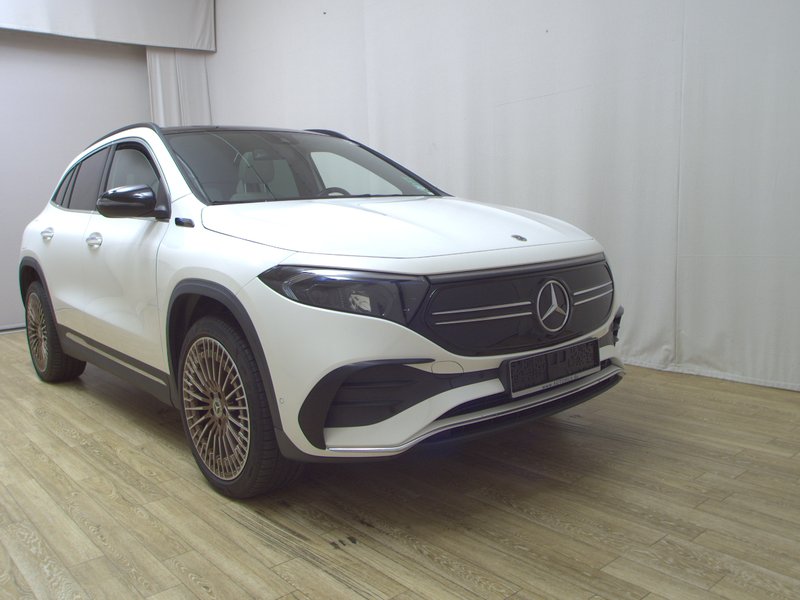 Mercedes-Benz EQA 250 Edition 1 AMG • panorama • koža — 3