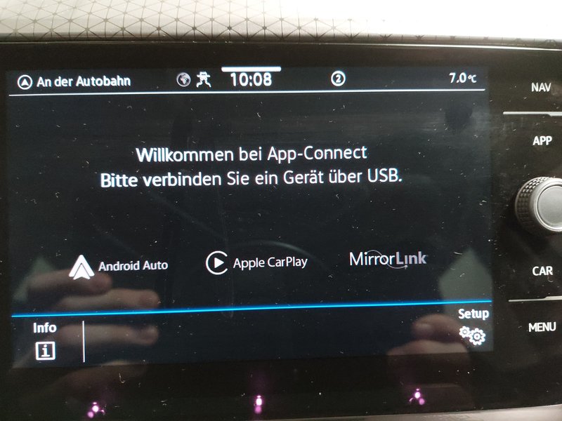 Volkswagen T-Cross 1.0 TSI R-Line automatik • ACC • Full LED — 19