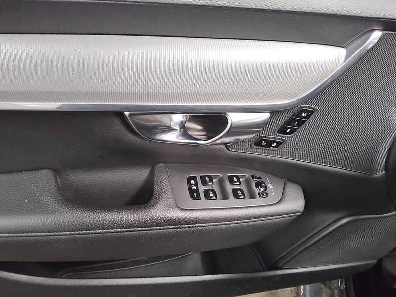 Volvo V90 T8 AWD Hybrid Inscription automatik • panorama • ACC — 10