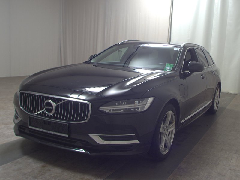 Volvo V90 T8 AWD Hybrid Inscription automatik • panorama • ACC — 2