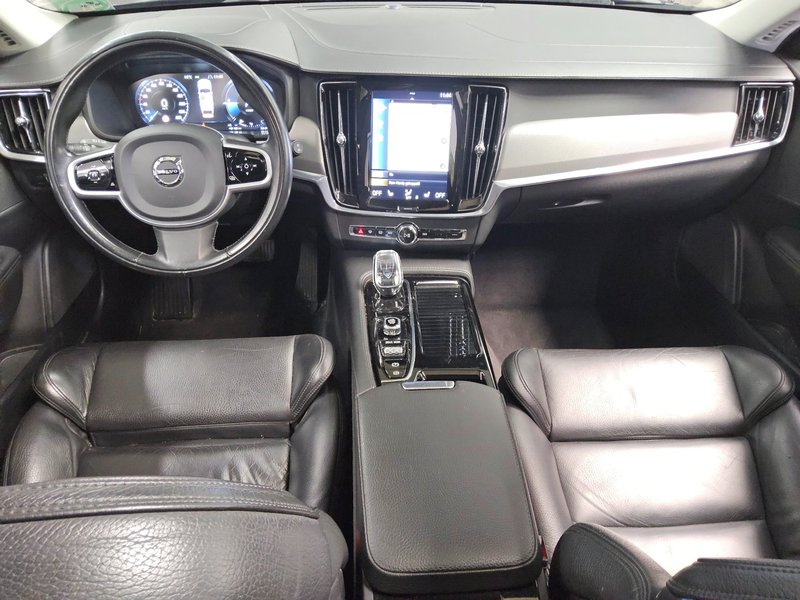 Volvo V90 T8 AWD Hybrid Inscription automatik • panorama • ACC — 5
