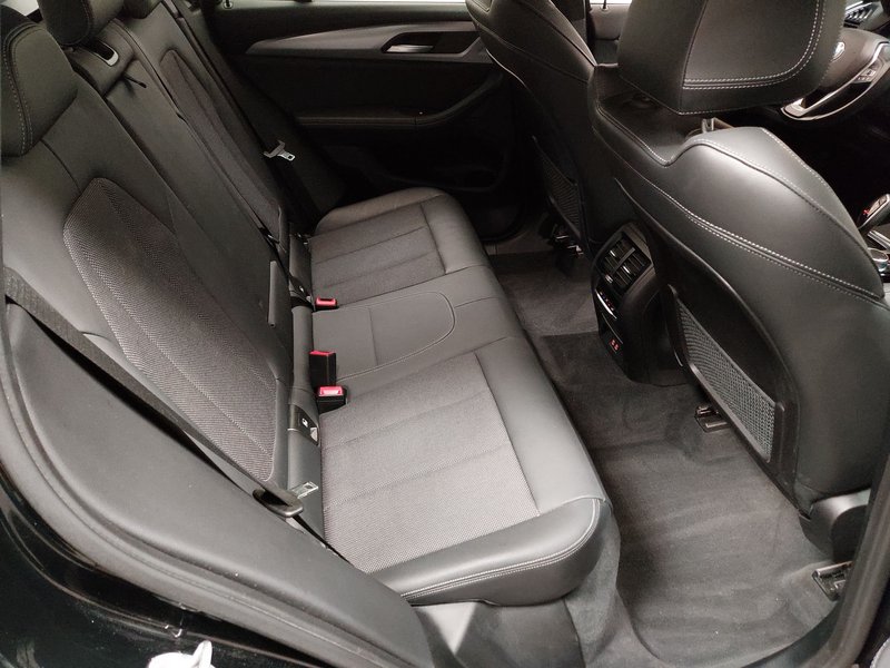 BMW X3 xDrive30e Advantage automatik • panorama • 360° kamera — 12