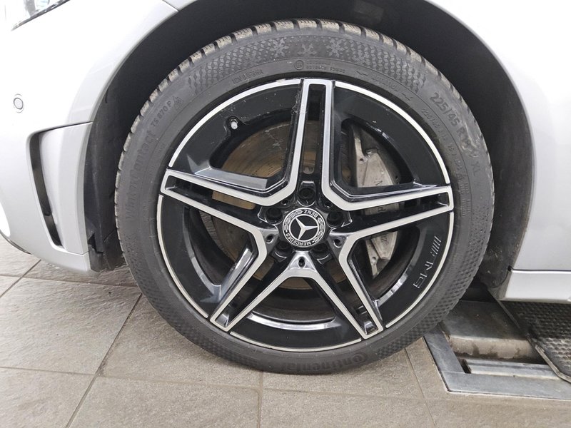 Mercedes-Benz C 300 de karavan automatik AMG Line • ACC • LED — 11