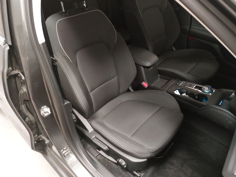 Ford Focus Turnier 1.5 EcoBlue automatik Titanium • bežično punjenje • Full LED — 10