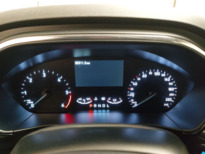 Ford Focus Turnier 1.5 EcoBlue automatik Titanium • bežično punjenje • Full LED — 20