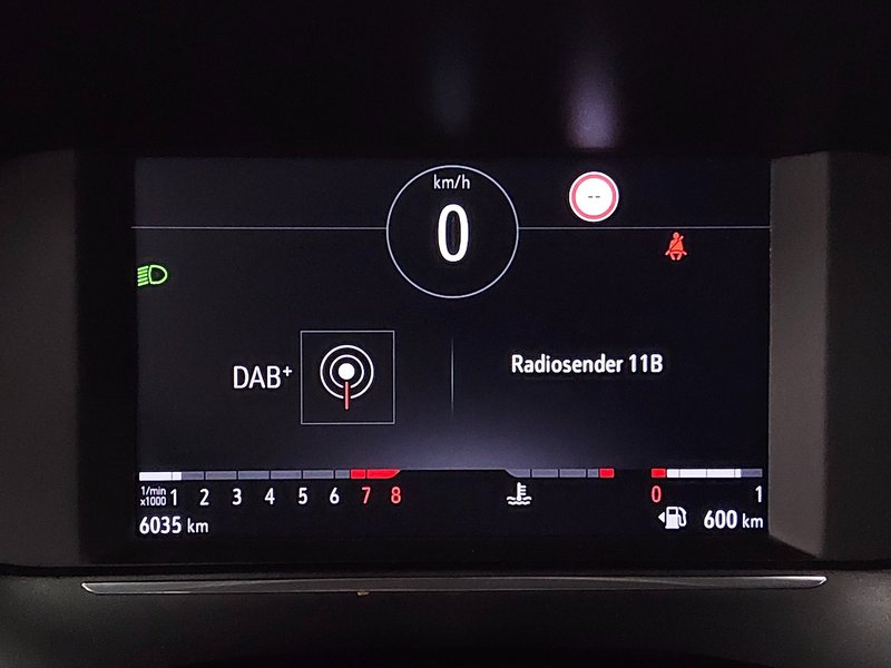Opel Corsa 1.2 Turbo Elegance • Full LED • digitalni instrumenti — 8