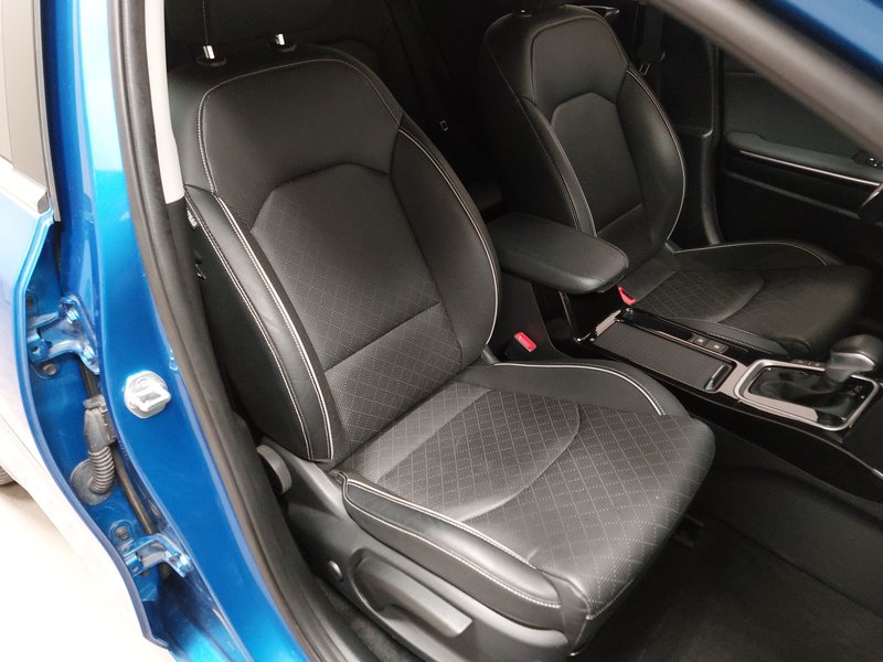 Kia cee'd 1.6 PHEV Platinum automatik • ACC • LED — 10