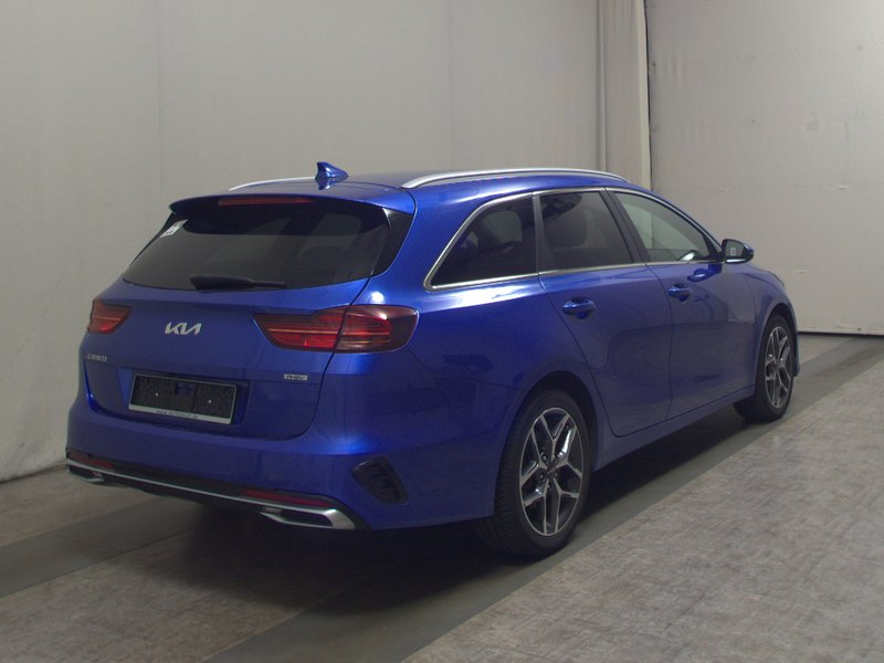Kia cee'd 1.6 PHEV Platinum automatik • ACC • LED — 4