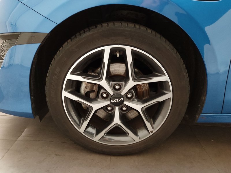 Kia cee'd 1.6 PHEV Platinum automatik • ACC • LED — 8
