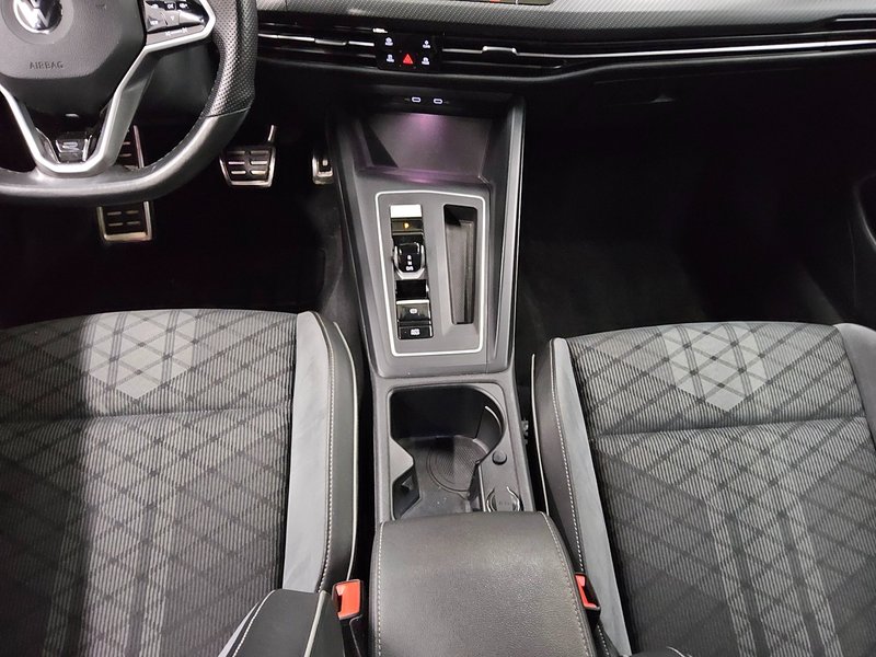 Volkswagen Golf 8 Variant 2.0 TDI automatik R-Line • ACC • Full LED — 6