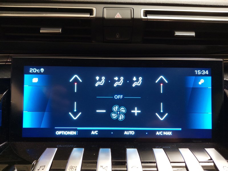 Peugeot 508 1.5 BlueHDi automatik Allure • Full LED • ACC — 19